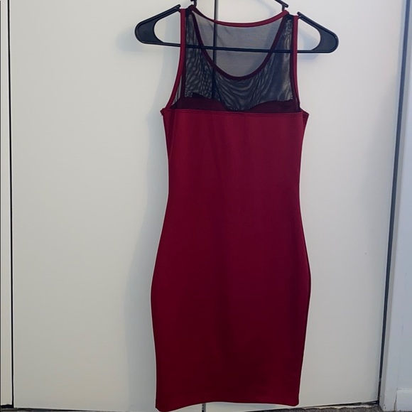 size Small bodycon dress with bow - Picture 4 of 4